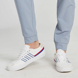 Life is Good Men's Solid Everyday Jogger, Stone Blue