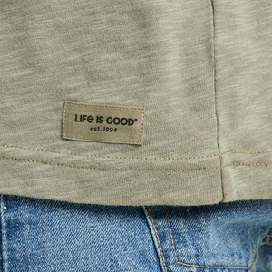 Life is Good. Men's Crafty '94 Mallard Hooded Slub Tee, Moss Green