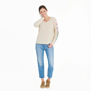 Life is Good. Women's Woodblock Floral Long Sleeve Crusher-LITE Vee, Putty White