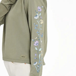 Life is Good. Women's Wildflowers and Bees Long Sleeve Crusher Boxy Tee, Moss Green