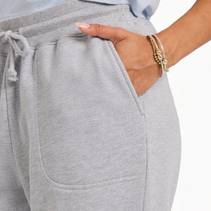 Life is Good Women's Solid Good Vibes Simply True Fleece Jogger, Heather Gray