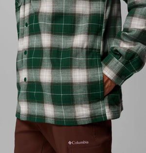 Columbia. Men's Cornell Woods Fleece Lined Shirt Jacket in Rain Forest Lumberjack Tartan