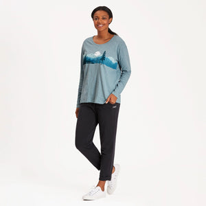 Life is Good. Women's Outdoor Mountain LS Oversized Tee, Smoky Blue