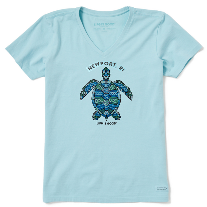 Life is Good. Women's Newport RI Tribal Sea Turtle Crusher Vee, Beach Blue
