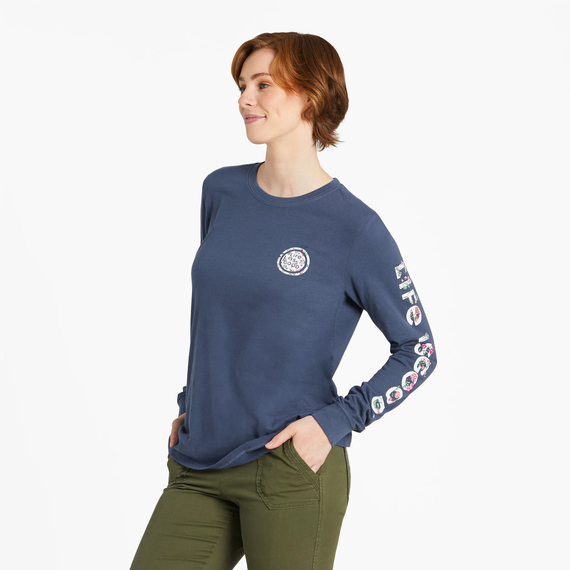 Life is Good. Women's Botanical Garden LIG Long Sleeve Crusher Tee, Darkest Blue