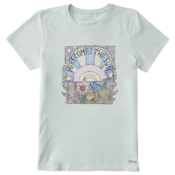 Life is Good. Women's Here Comes The Sun Hippie Short Sleeve Tee, Fog Gray