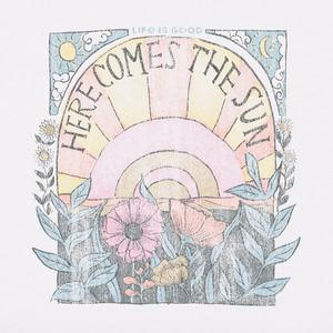Life is Good. Women's Here Comes The Sun Crusher Tee, Cloud White