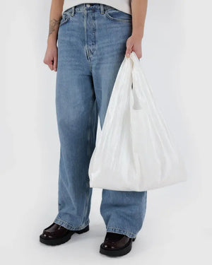 Baggu. Standard Reusable Bag in Pearl Metallic
